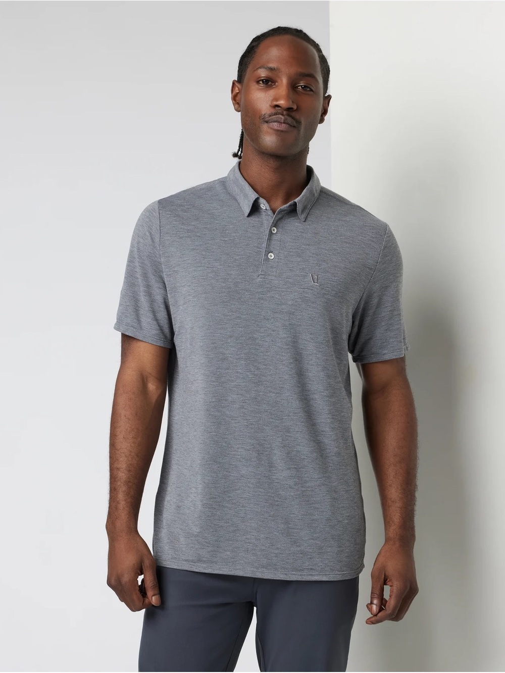 Vuori Men's Gray Heather Knit Twill Polo - Short Sleeve Performance Size Large